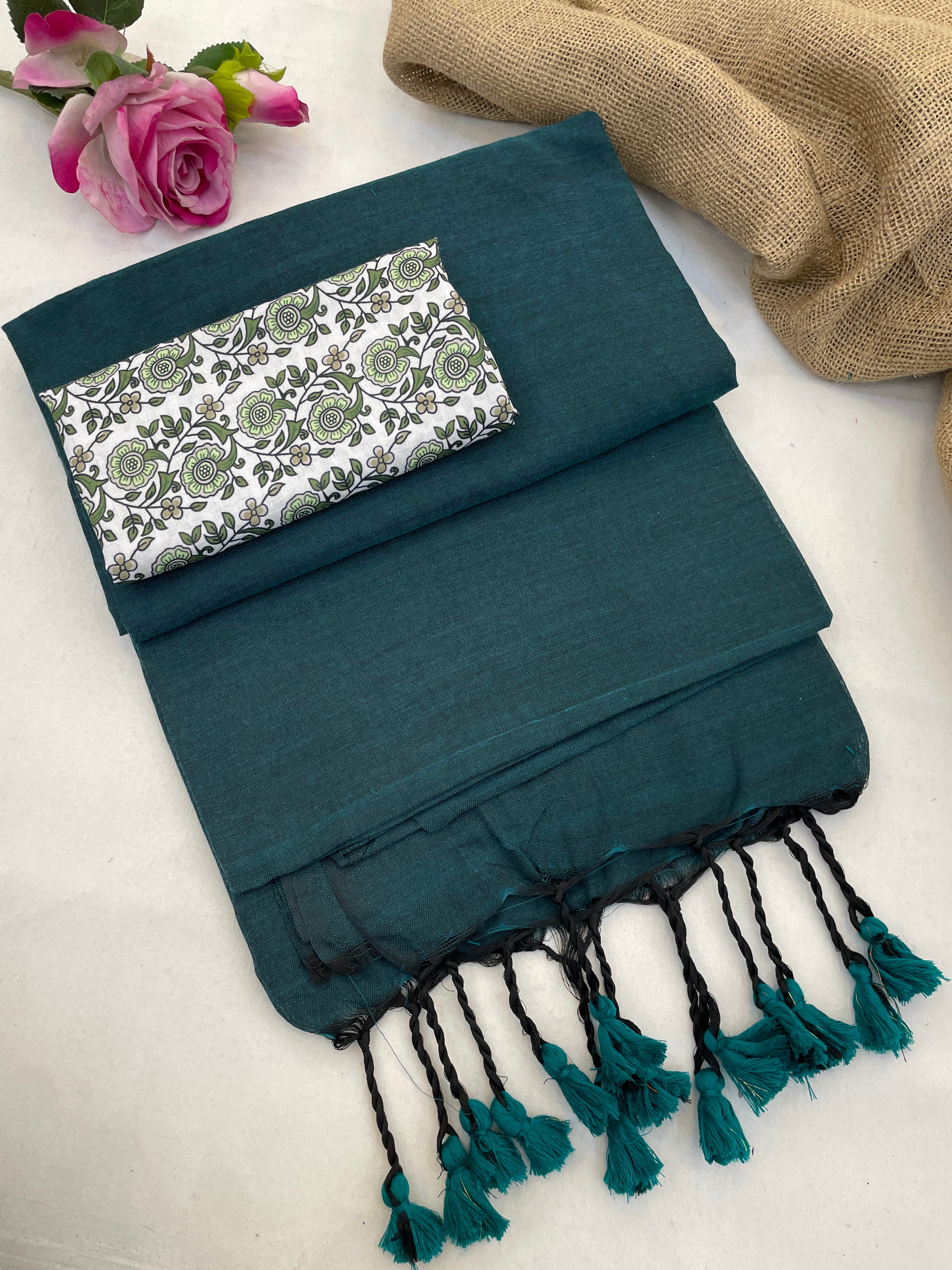 Green colour traditional looking chanderi cotton saree