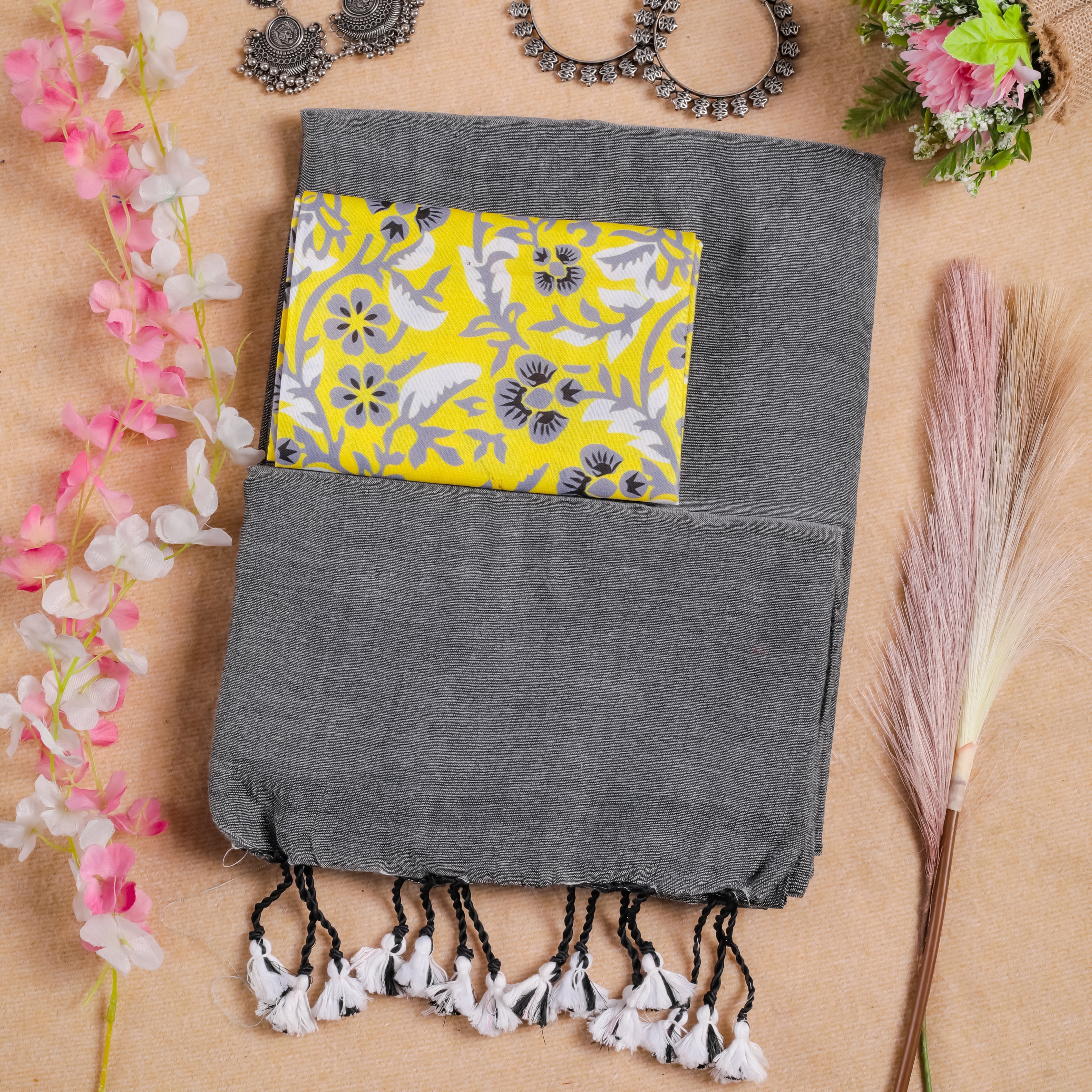 LIght Grey Handloom Cotton Saree With Printed Blouse