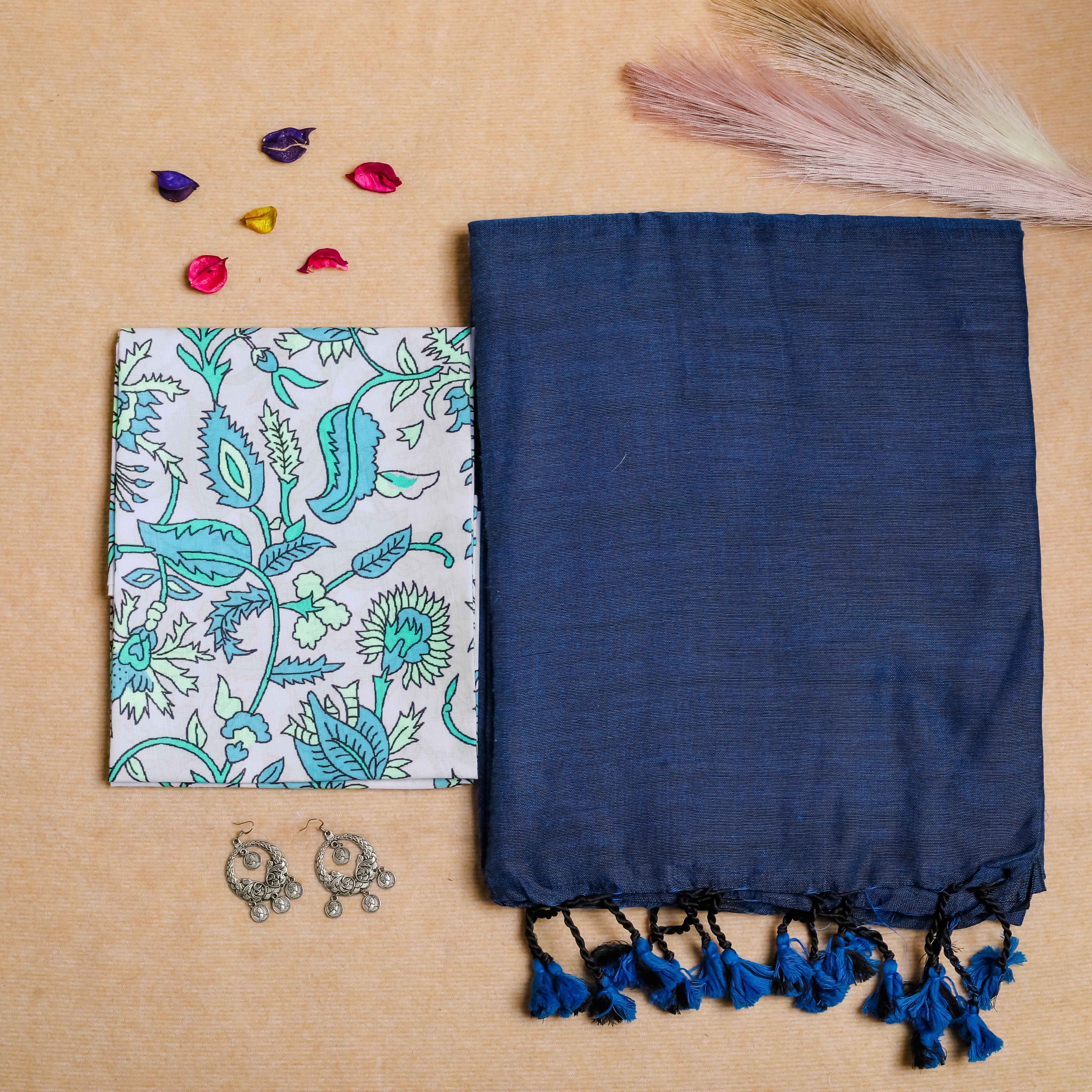 Blue Handloom Cotton Saree With Printed Blouse