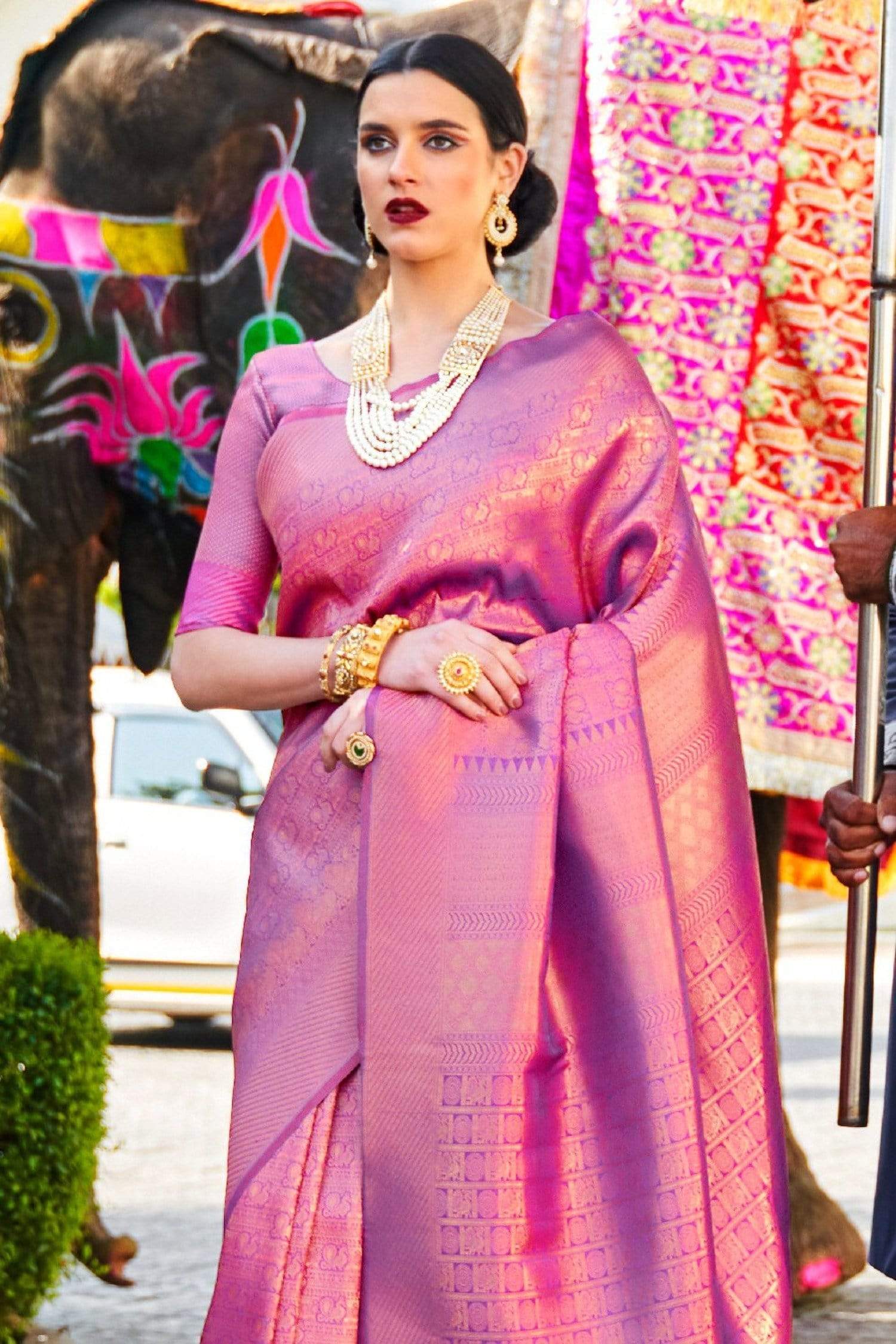 Beautiful Purple Kanjivaram Silk Saree With Snappy Blouse Piece