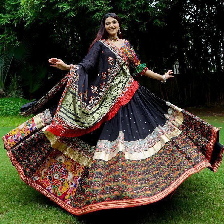 BLACK COLOR SOFT BUTTER SILK DIGITAL PRINTED LEHENGA CHOLI